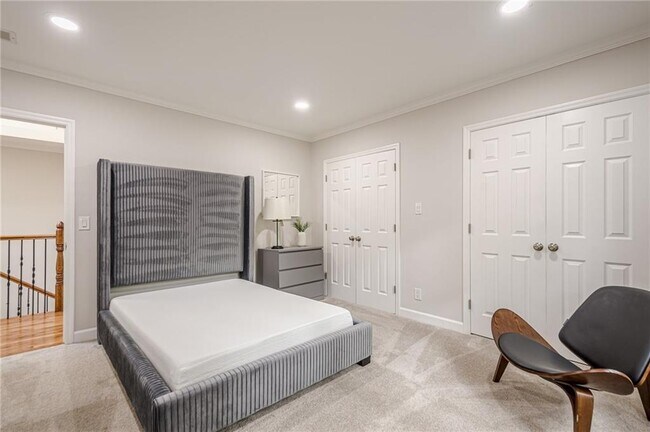 Building Photo - 700 S Brighton Ct