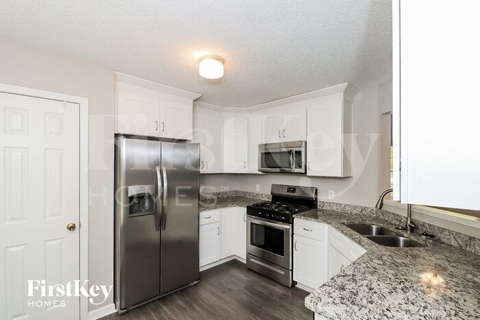 Building Photo - 6284 Sayre Dr NW