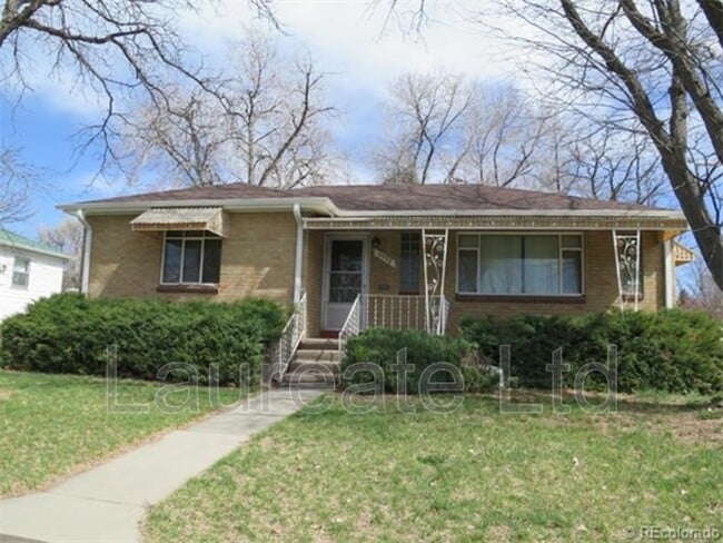 Primary Photo - 5998 S Hill St