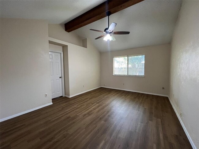 Building Photo - 2800 Goldbridge Dr