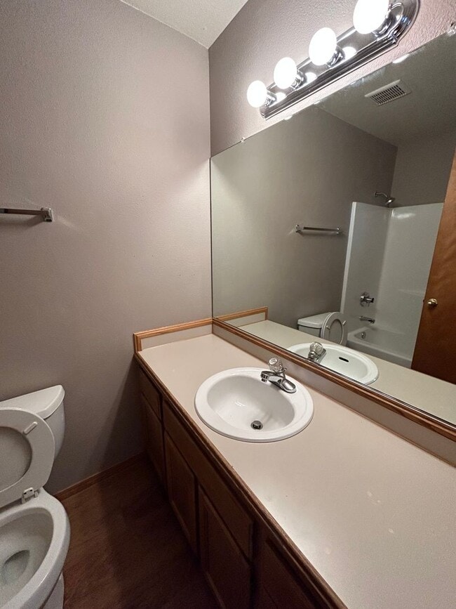 Building Photo - POTK0084 A,B,C,D