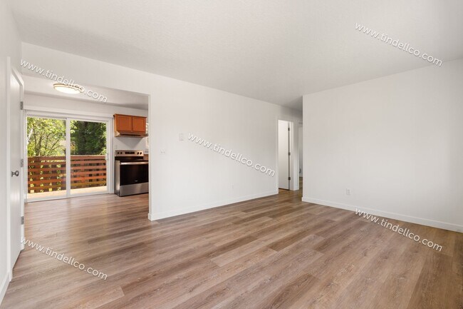 Building Photo - 8442 SE 23rd Ave