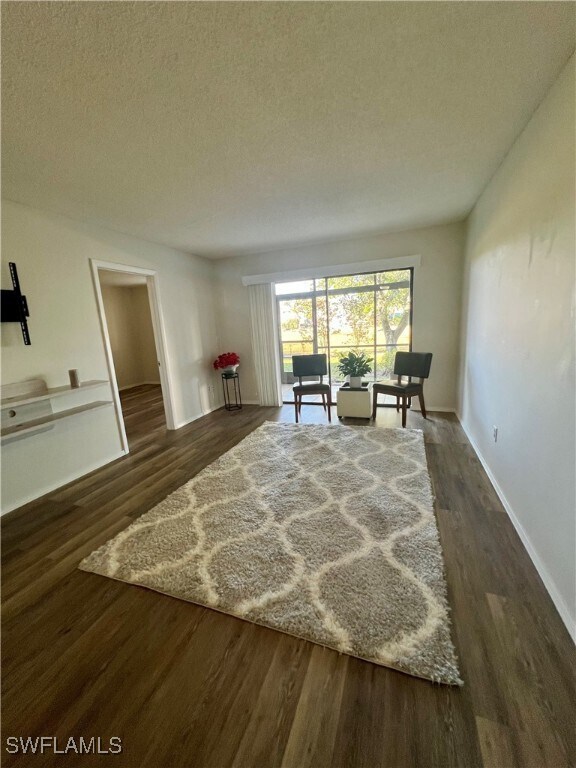 Building Photo - 423 Cape Coral Pkwy W