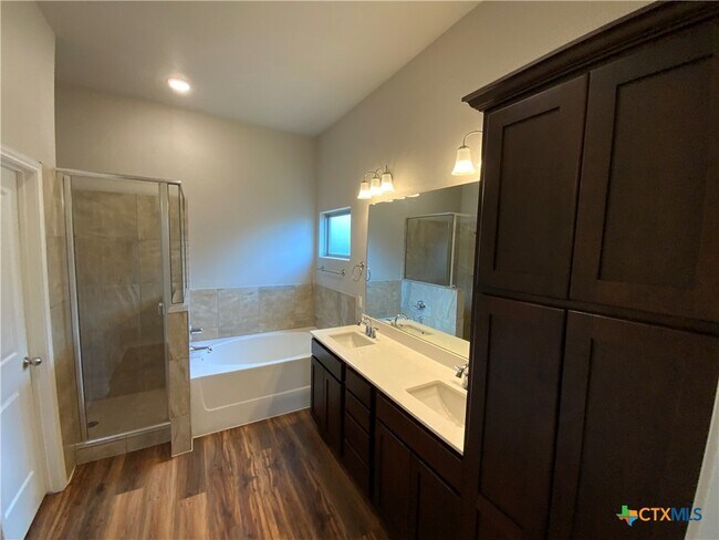 Building Photo - 6017 Worthing Dr