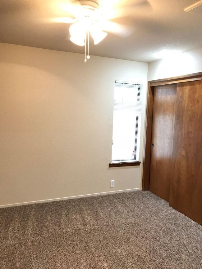 Building Photo - 5435 W Judy Ave