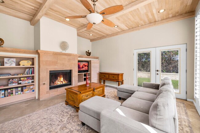 Building Photo - 45458 Rancho Palmeras Dr