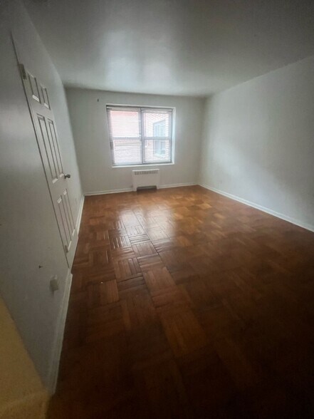 235 S Harrison St 503 - 268 S Harrison St