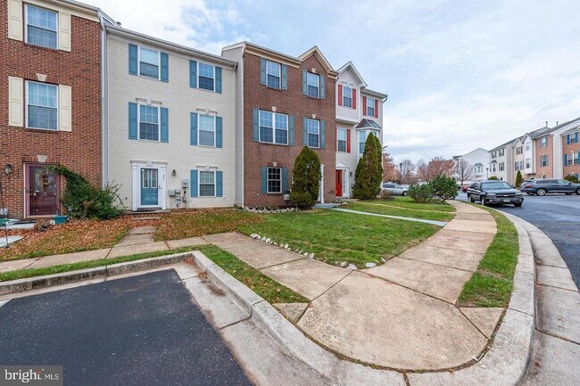 Building Photo - 1339 Hill Born Dr