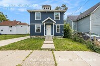 Building Photo - 208 National Ave SW