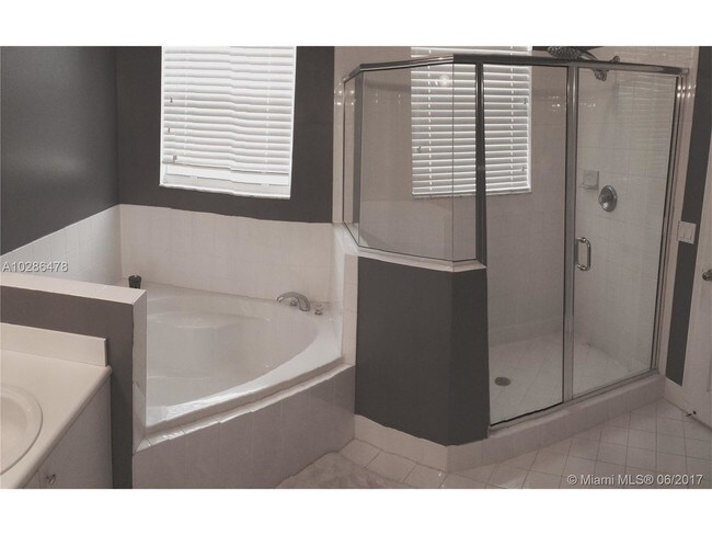 Building Photo - 13264 SW 128th Path