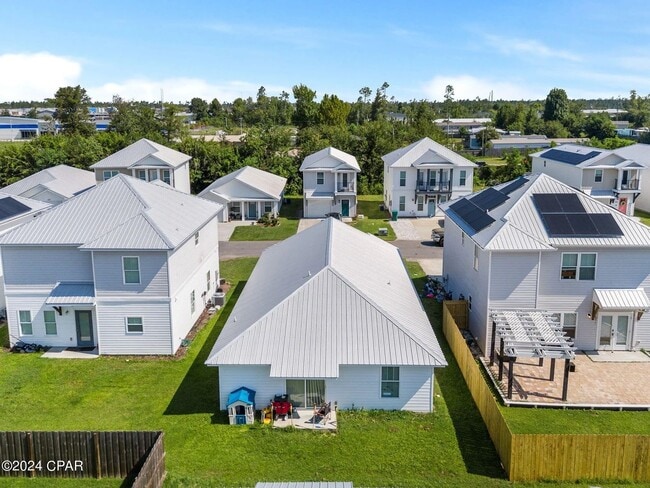 Building Photo - 3 Bedroom, 2 Bathroom, Family Friendly Neighborhood