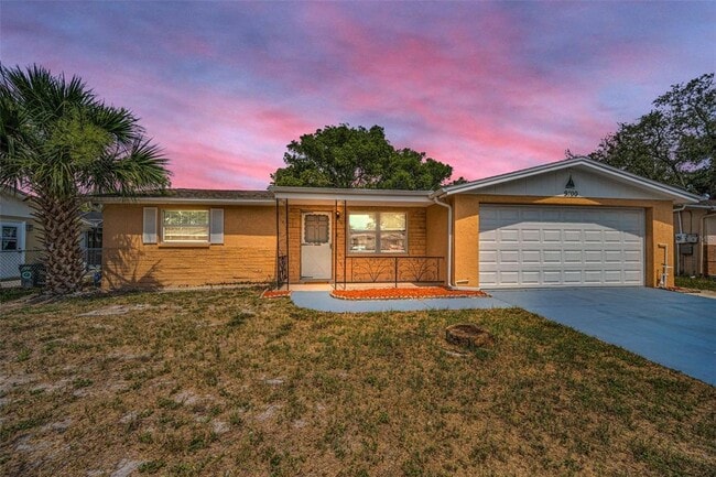 Building Photo - 9100 Lunar Ln