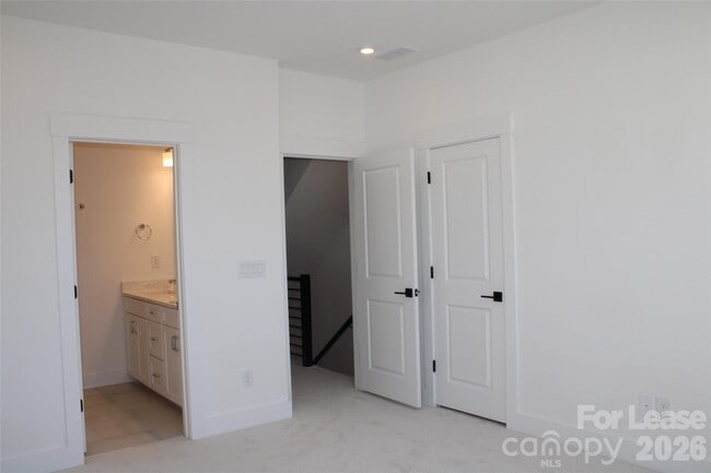 Building Photo - 1340 Hamilton St