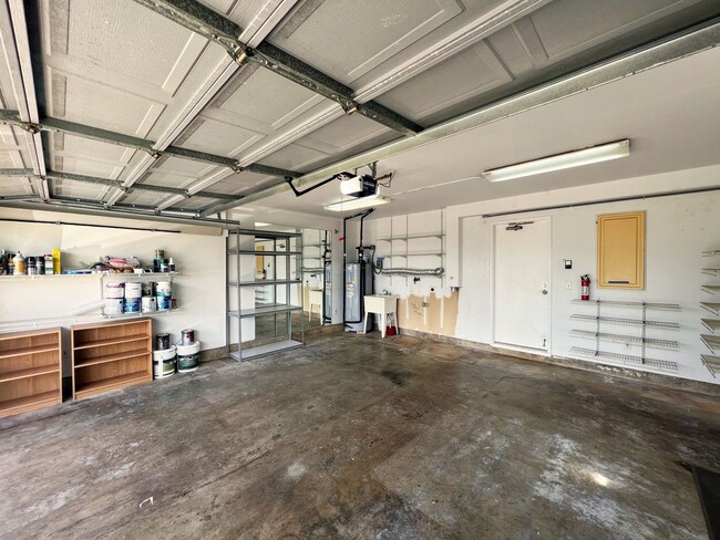 Building Photo - 344GOR