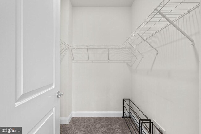 Building Photo - 17357 Redshank Rd