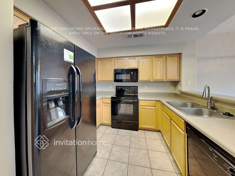 Building Photo - 7224 E Kramer St