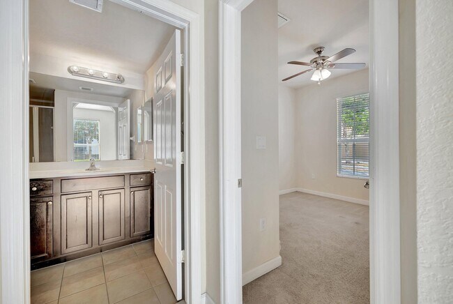 Building Photo - 9480 SW 171st Ct