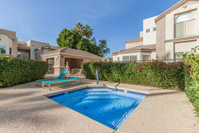 Building Photo - 17017 N 12th St