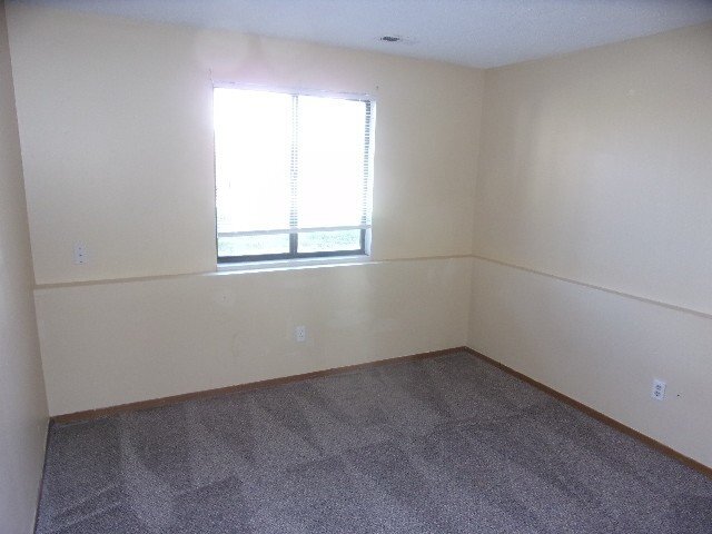 Building Photo - Littleton Ranch Style Home - 2 Bedrooms - ...