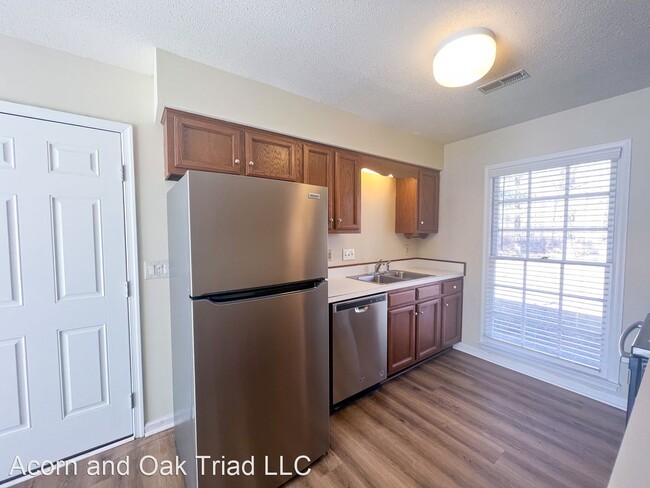 Building Photo - 3 br, 2 bath House - 6400 Chamblee Ct