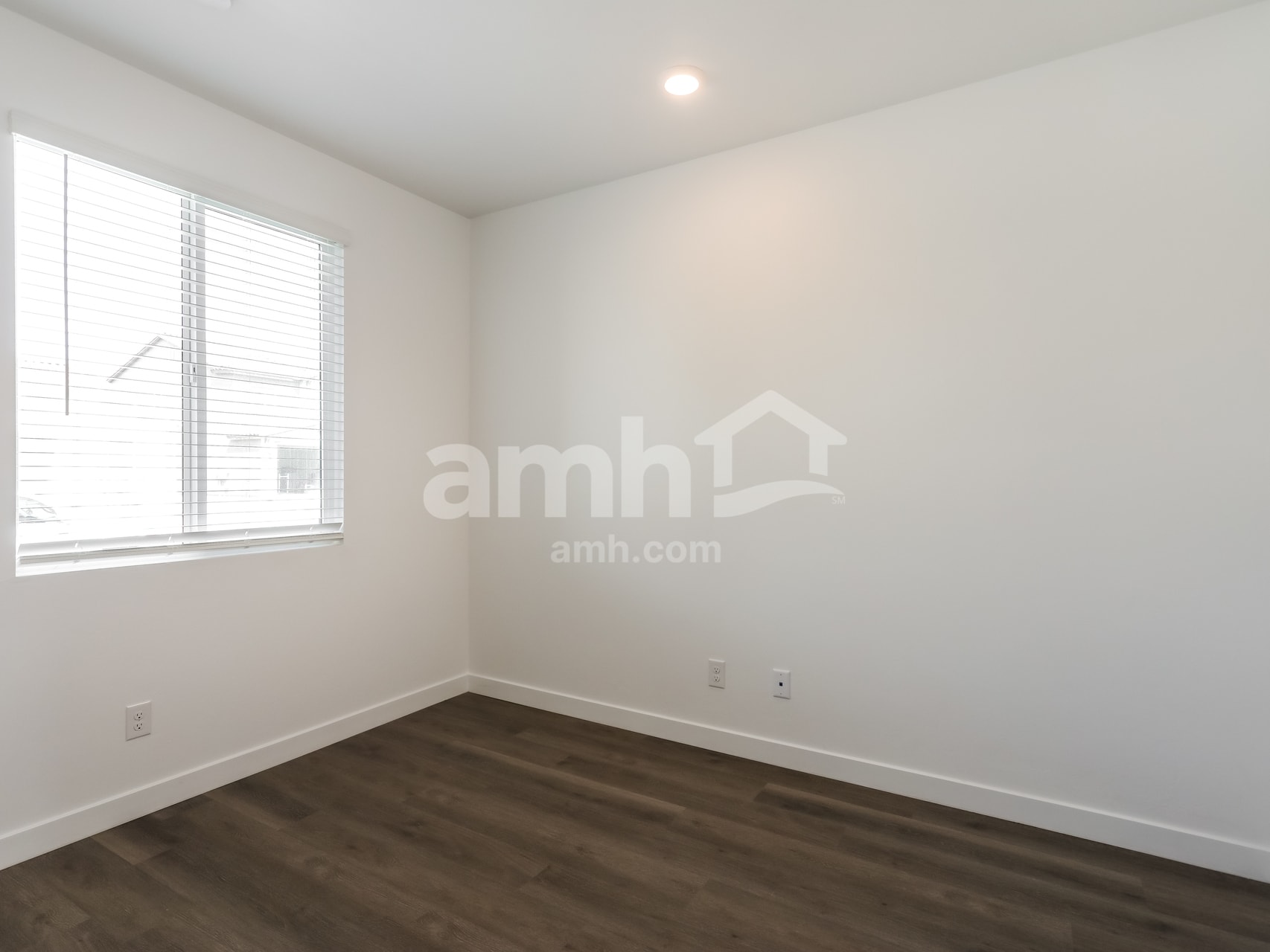Building Photo - 25796 N 185th Ave