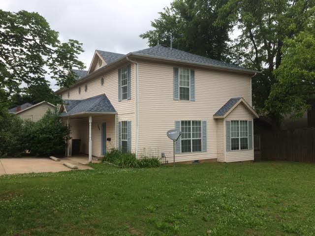 Building Photo - Large Duplex in the Heart of Fayetteville!