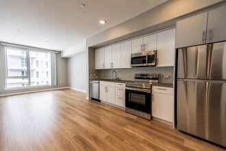 Building Photo - 260 Brooklyn Basin Wy