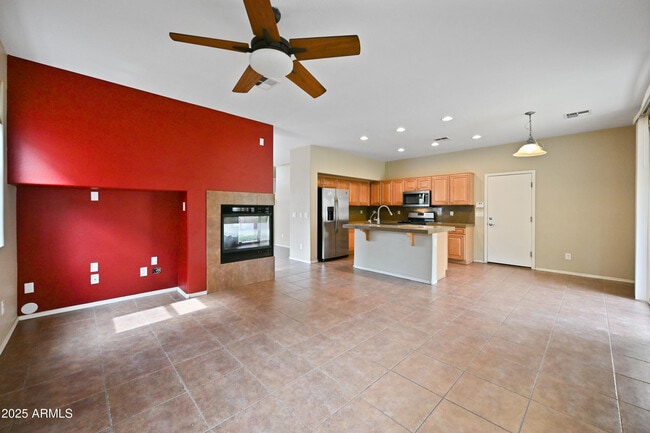 Building Photo - 3963 E Pollack St