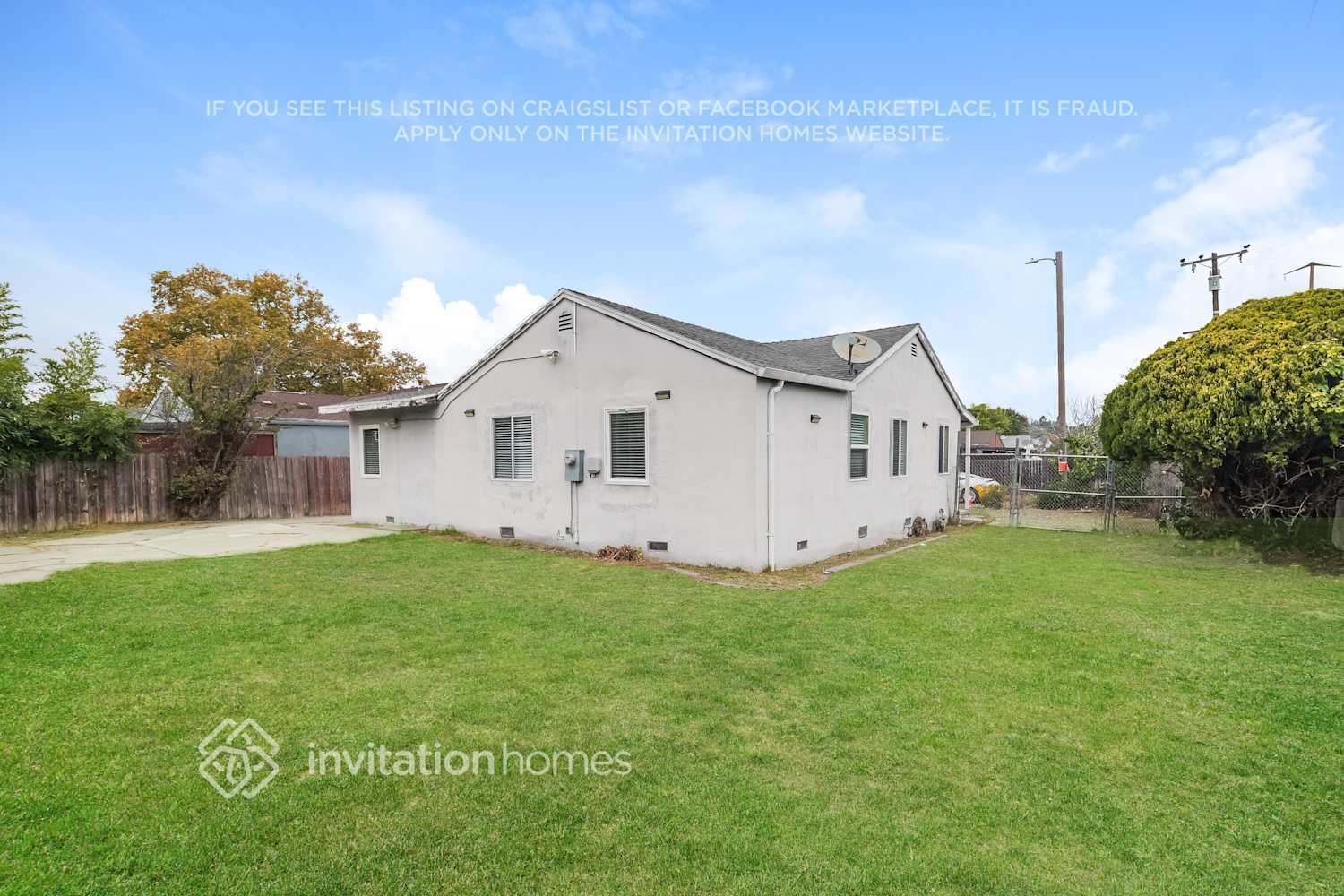 Building Photo - 405 Concord St