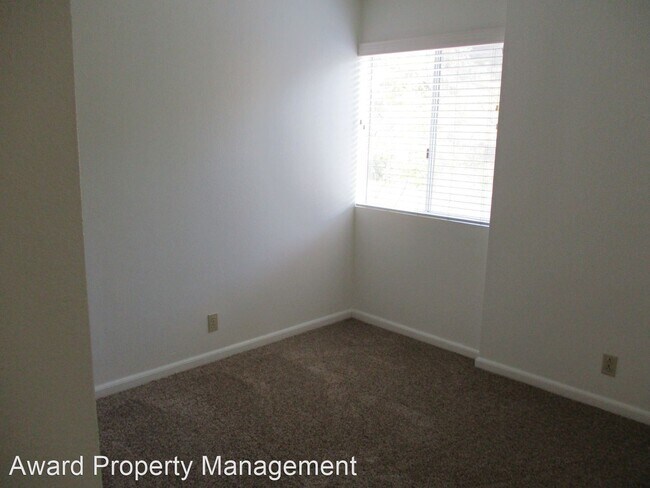 Building Photo - 4 br, 3 bath House - 1235 Manzana Way