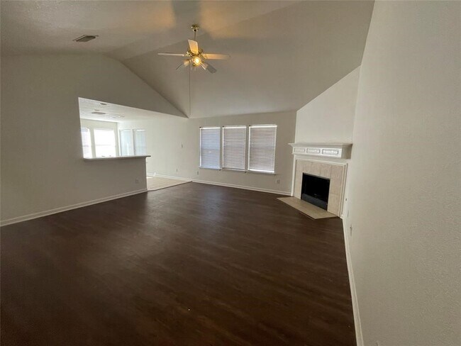 Building Photo - 3314 Falcon Trail Dr