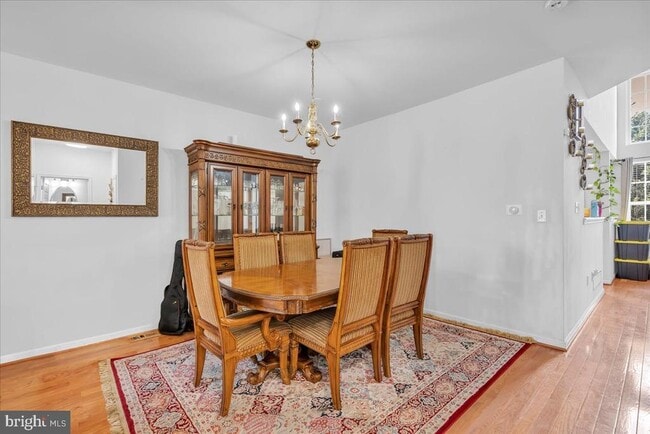 Building Photo - 144 Pennsbury Ln