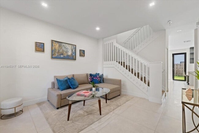 Building Photo - 17619 SW 153rd Path