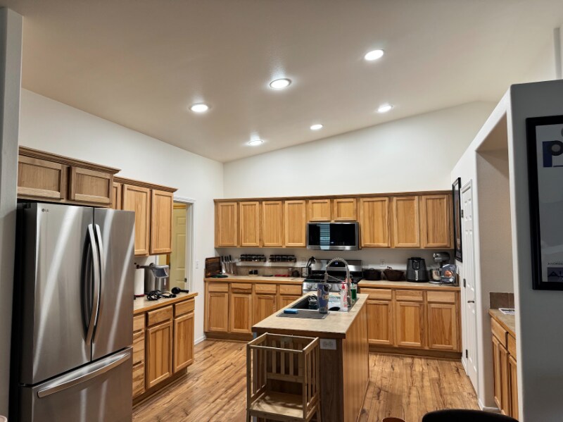 Building Photo - 3042 SW Indian Pl