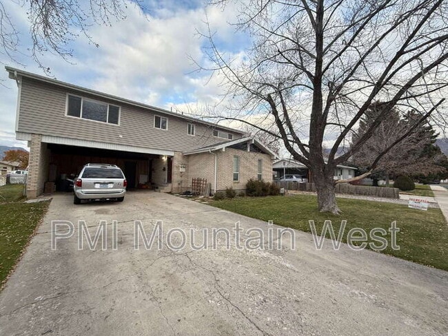 Building Photo - 373 E 150 N