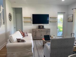 Building Photo - 15402 Goldfinch Cir