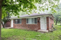 Building Photo - 2248 N Leland Ave