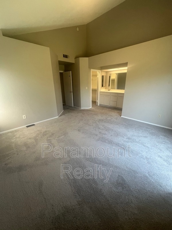 Building Photo - 1230 Mohr Cir
