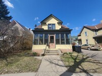 Building Photo - 1522-24 2nd St NE