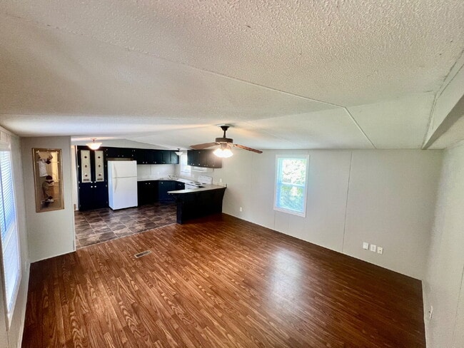 Building Photo - 1012 Ross Ln