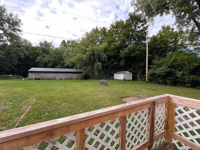 Building Photo - 70 Minnewaska Trail