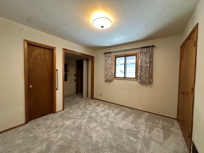 Building Photo - Charming South Bend Home full of Character! RV Parking!