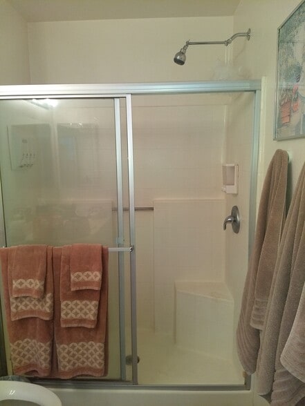 Building Photo - 124 Alicante Aisle