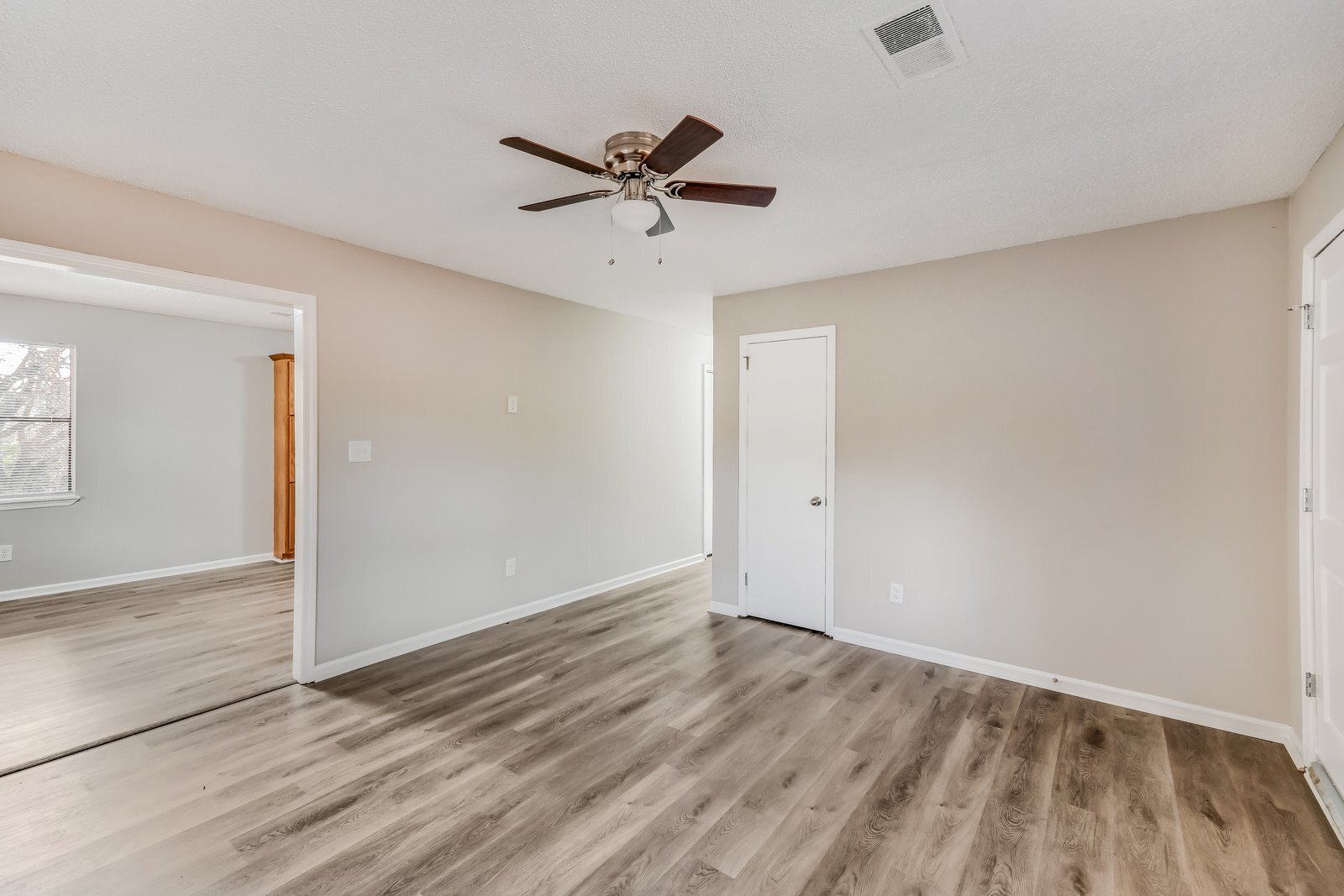 Building Photo - 1131 26th Ave N