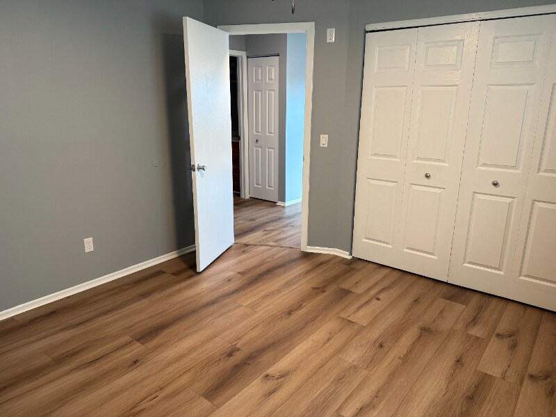 Building Photo - 8160 Egret Rd