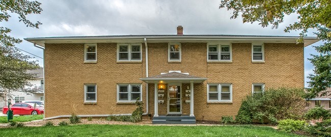 Primary Photo - Reimer Apartments