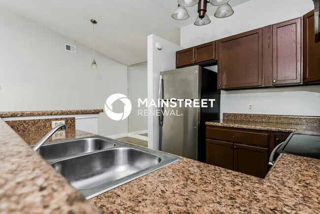 Building Photo - 3 Bedroom Pet-Friendly Home in Gotha, FL with Main Street Renewal