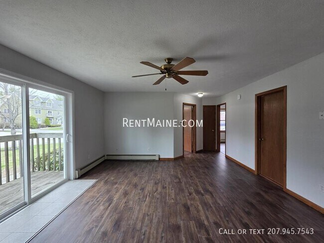 Building Photo - 6 Hartley St