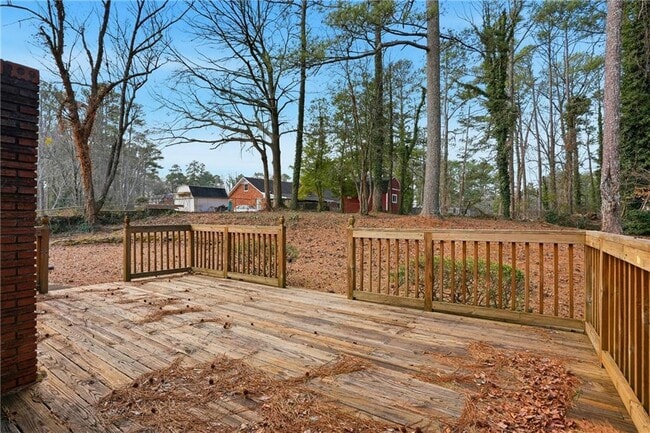 Building Photo - 4165 Williamsburg Dr