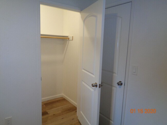 Building Photo - 7101 Avenida Cala
